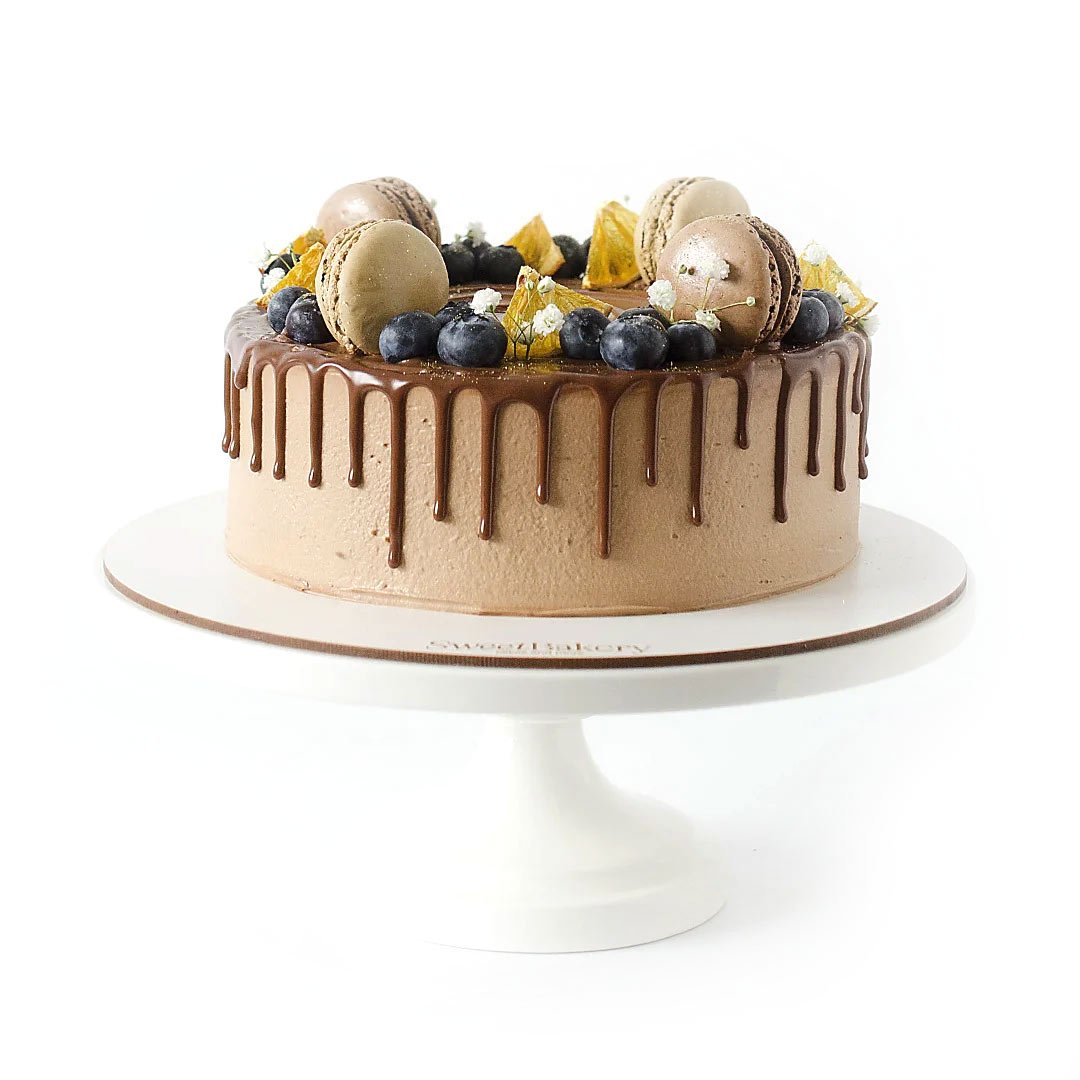 Sweet-bakery-Tarta-Drip-Corona-Macarons